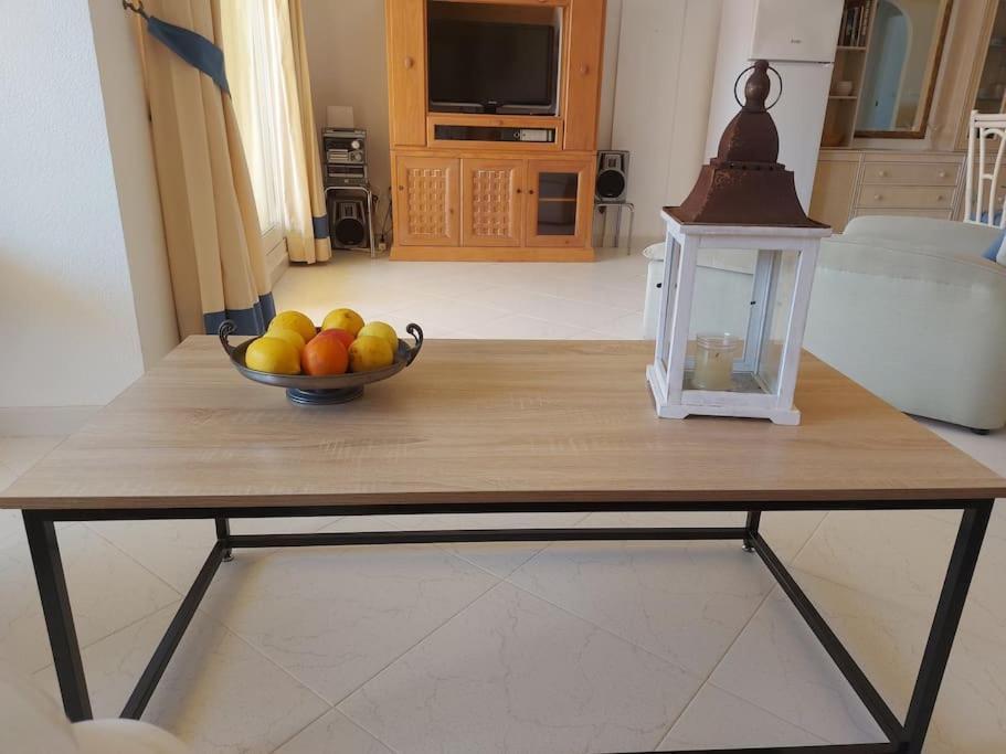 Estupendo Apartamento En Primera Linea De Playa Y Con Vistas Al Mar Denia Zewnętrze zdjęcie